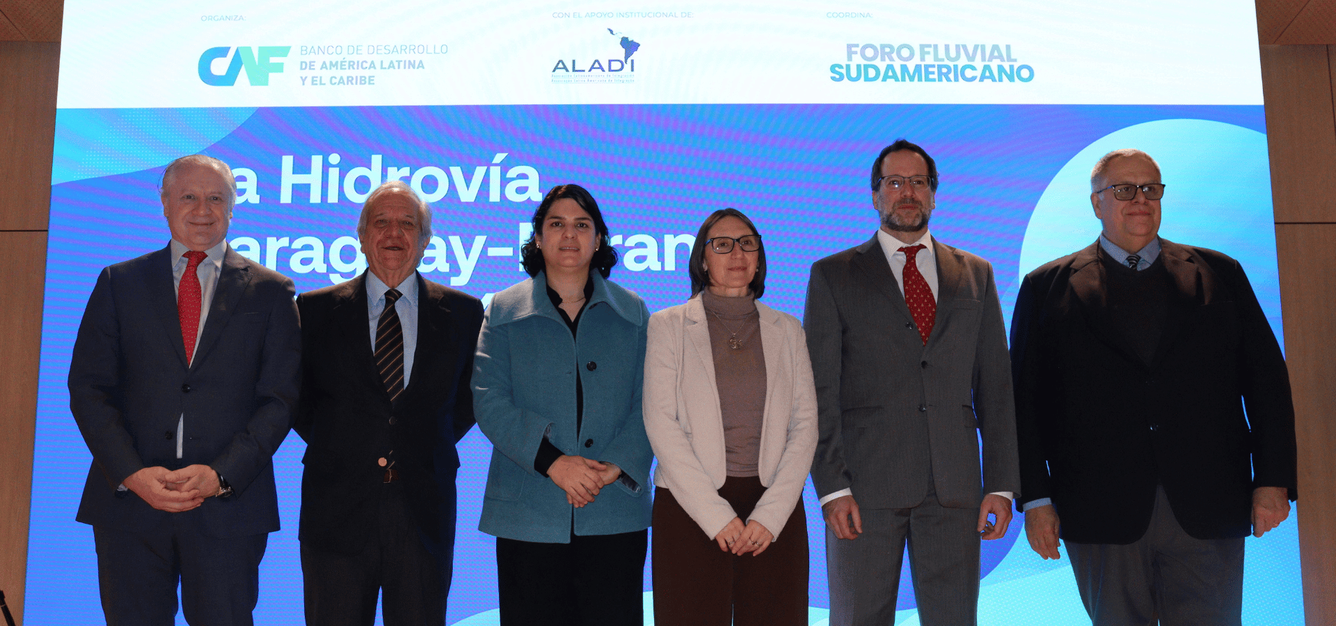 CAF impulsa el diálogo regional sobre el futuro de la Hidrovía Paraguay-Paraná